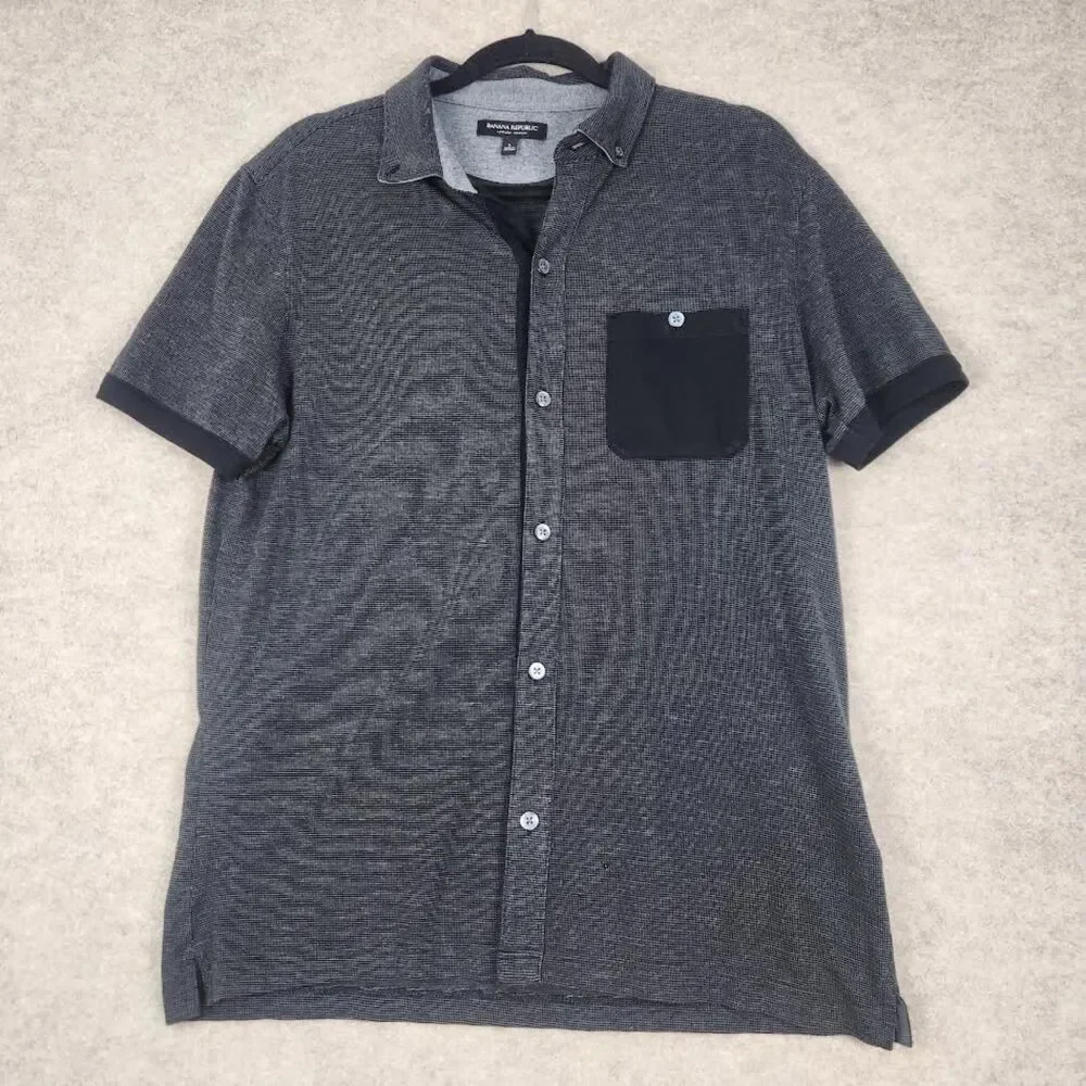 Banana Republic Men's Short Sleeve Shirt Size Large Retro Preppy Minimalist